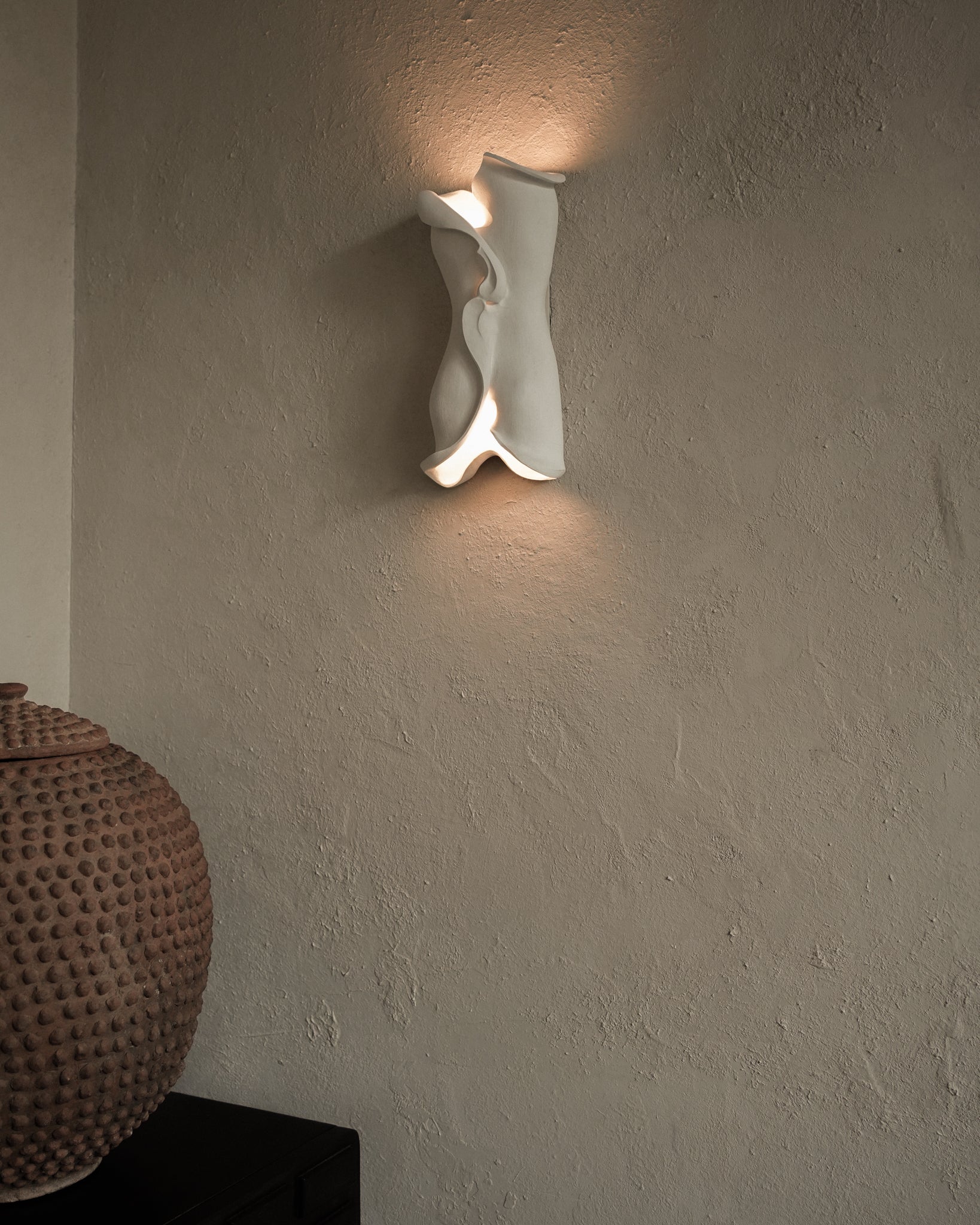 The Flow Wall Sconce - Image 4