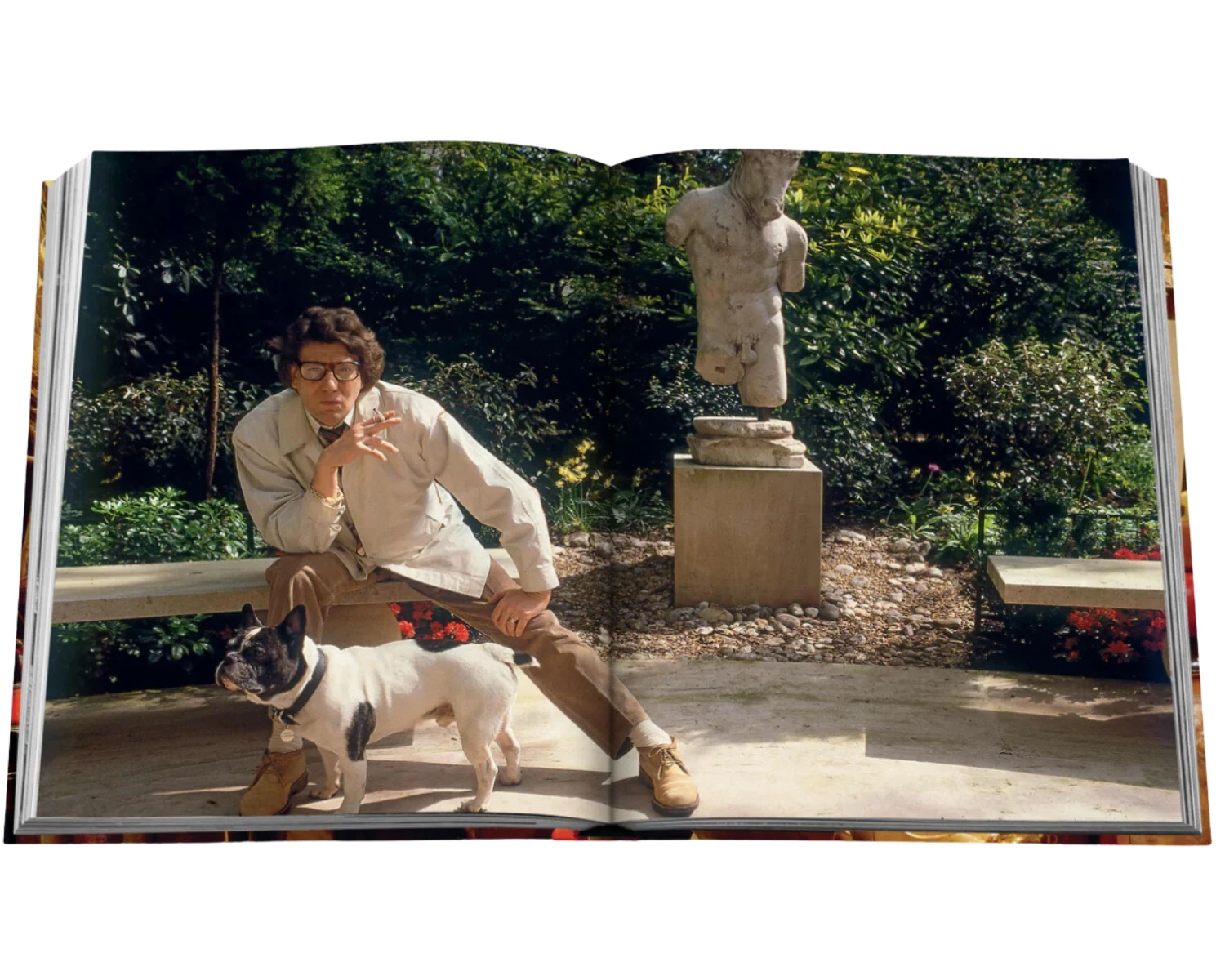 Yves Saint Laurent at Home - Image 4